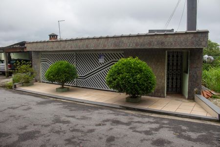 Casa para alugar com 100m², 2 quartos e 3 vagas Casa para alugar com 100m², 2 quartos e 3 vagasFachada