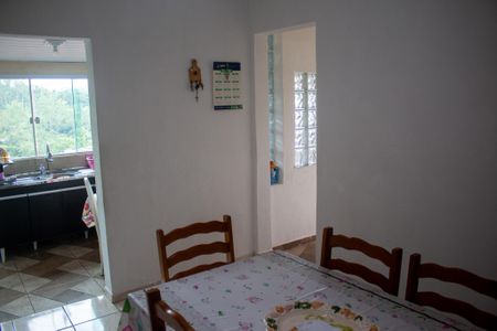 Casa para alugar com 100m², 2 quartos e 3 vagas Casa para alugar com 100m², 2 quartos e 3 vagasCozinha