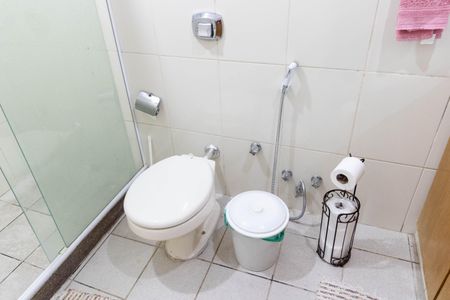 Casa para alugar com 350m², 3 quartos e 6 vagas Casa para alugar com 350m², 3 quartos e 6 vagasBanheiro do Quarto 1