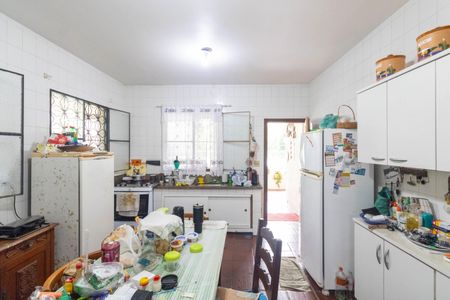 Casa para alugar com 350m², 3 quartos e 6 vagas Casa para alugar com 350m², 3 quartos e 6 vagasCozinha