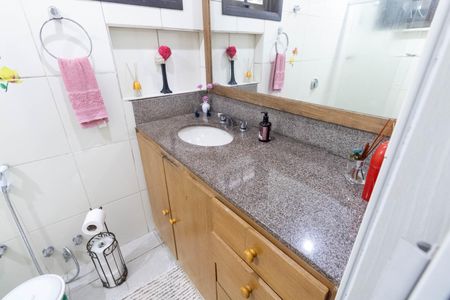 Casa para alugar com 350m², 3 quartos e 6 vagas Casa para alugar com 350m², 3 quartos e 6 vagasBanheiro do Quarto 1