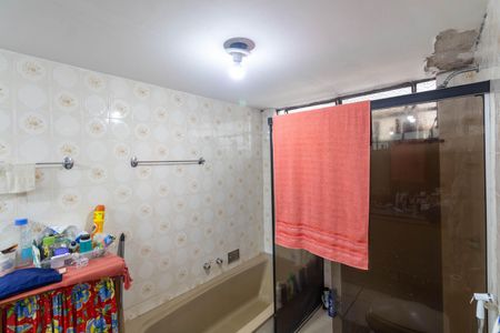 Casa para alugar com 350m², 3 quartos e 6 vagas Casa para alugar com 350m², 3 quartos e 6 vagasBanheiro do Quarto 3