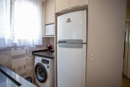 Cozinha de apartamento para alugar com 1 quarto, 41m² em Bigorrilho, Curitiba