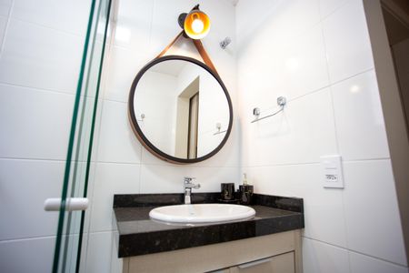 Banheiro de apartamento para alugar com 1 quarto, 41m² em Bigorrilho, Curitiba