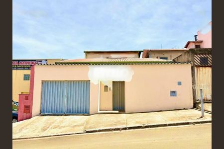 Casa à venda com 193m², 3 quartos e 2 vagasFoto 01