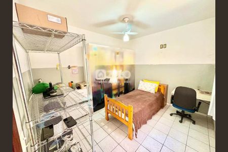 Casa à venda com 193m², 3 quartos e 2 vagasFoto 02