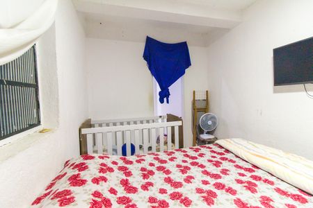 Casa à venda com 33m², 4 quartos e 1 vaga Casa à venda com 33m², 4 quartos e 1 vagaQuarto 1