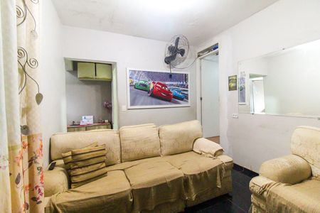 Casa à venda com 33m², 4 quartos e 1 vaga Casa à venda com 33m², 4 quartos e 1 vagaSala 2