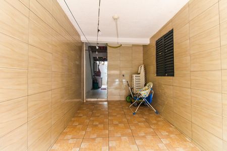 Casa à venda com 33m², 4 quartos e 1 vaga Casa à venda com 33m², 4 quartos e 1 vagaGaragem
