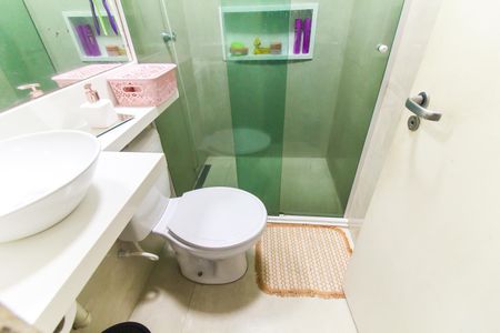 Casa à venda com 33m², 4 quartos e 1 vaga Casa à venda com 33m², 4 quartos e 1 vagaBanheiro 4