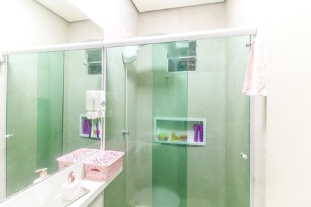 Casa à venda com 33m², 4 quartos e 1 vaga Casa à venda com 33m², 4 quartos e 1 vagaBanheiro 4