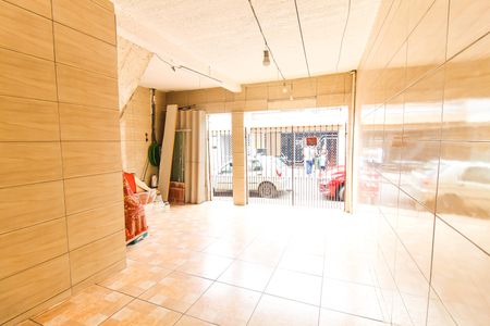 Casa à venda com 33m², 4 quartos e 1 vaga Casa à venda com 33m², 4 quartos e 1 vagaGaragem