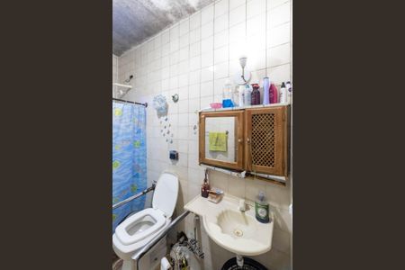 Casa para alugar com 120m², 2 quartos e sem vaga Casa para alugar com 120m², 2 quartos e sem vagaBanheiro Social