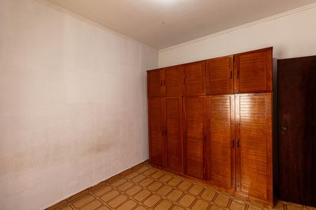 Casa à venda com 100m², 3 quartos e 2 vagas Casa à venda com 100m², 3 quartos e 2 vagasQuarto 3