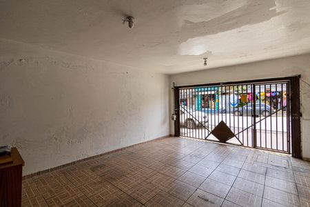 Casa à venda com 100m², 3 quartos e 2 vagas Casa à venda com 100m², 3 quartos e 2 vagasGaragem