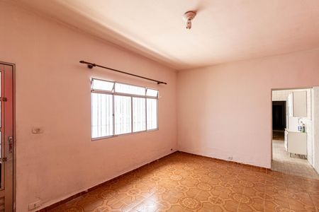 Casa à venda com 100m², 3 quartos e 2 vagas Casa à venda com 100m², 3 quartos e 2 vagasSala