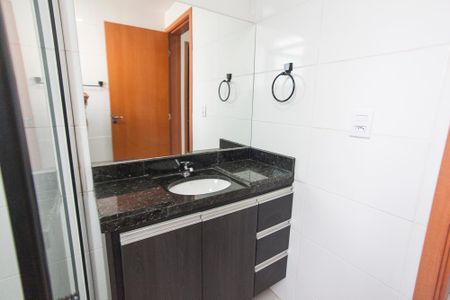 Apartamento para alugar com 60m², 2 quartos e 1 vaga Apartamento para alugar com 60m², 2 quartos e 1 vagaBanheiro Social