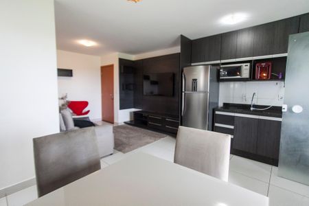 Apartamento para alugar com 60m², 2 quartos e 1 vaga Apartamento para alugar com 60m², 2 quartos e 1 vagaSala