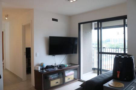Sala de apartamento para alugar com 3 quartos, 67m² em Vila Anastácio, São Paulo