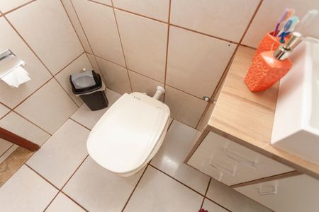 Casa à venda com 303m², 3 quartos e 3 vagasBanheiro 2