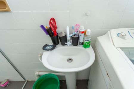 Casa à venda com 303m², 3 quartos e 3 vagasBanheiro - Casa 2