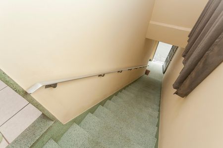 Casa à venda com 303m², 3 quartos e 3 vagasEscada