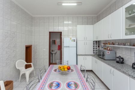 Casa à venda com 303m², 3 quartos e 3 vagasCozinha