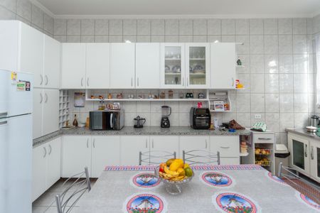 Casa à venda com 303m², 3 quartos e 3 vagasCozinha