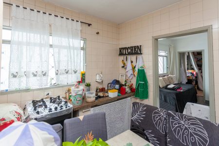 Casa à venda com 303m², 3 quartos e 3 vagasCozinha - Casa 2