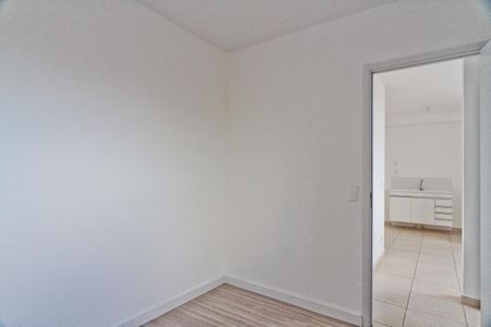 Quarto 1 de apartamento para alugar com 2 quartos, 40m² em Vila Amélia, São Paulo