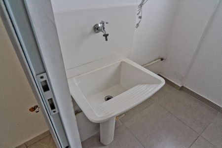 Apartamento para alugar com 40m², 2 quartos e 1 vagaÁrea de Serviço