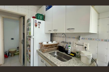 Apartamento à venda com 61m², 2 quartos e 1 vagaCozinha