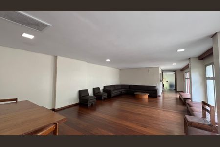 Apartamento à venda com 61m², 2 quartos e 1 vagaSalão de Festas