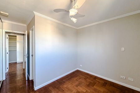 Apartamento à venda com 83m², 3 quartos e 2 vagas Apartamento à venda com 83m², 3 quartos e 2 vagasQuarto 1 - Suíte