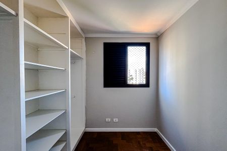 Apartamento à venda com 83m², 3 quartos e 2 vagas Apartamento à venda com 83m², 3 quartos e 2 vagasQuarto 2