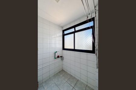 Apartamento à venda com 83m², 3 quartos e 2 vagas Apartamento à venda com 83m², 3 quartos e 2 vagasÁrea de Serviço