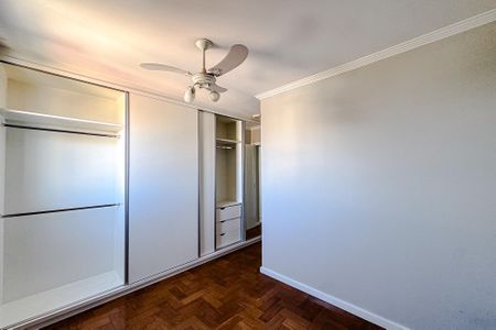 Apartamento à venda com 83m², 3 quartos e 2 vagas Apartamento à venda com 83m², 3 quartos e 2 vagasQuarto 1 - Suíte