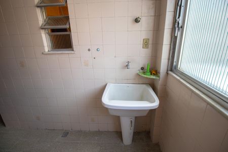 Apartamento à venda com 86m², 3 quartos e 1 vagaÁrea de Serviço