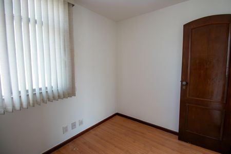Apartamento à venda com 86m², 3 quartos e 1 vagaQuarto 2