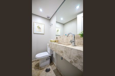 Apartamento à venda com 227m², 4 quartos e 4 vagasLavabo