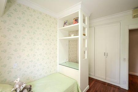 Apartamento à venda com 227m², 4 quartos e 4 vagasQuarto 1