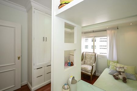 Apartamento à venda com 227m², 4 quartos e 4 vagasQuarto 1