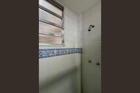 Apartamento para alugar com 80m², 2 quartos e sem vagaBanheiro social