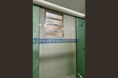 Apartamento para alugar com 80m², 2 quartos e sem vagaBanheiro social