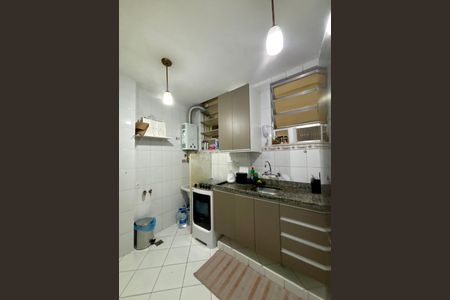 Apartamento para alugar com 80m², 2 quartos e sem vagaCozinha/área de serviço
