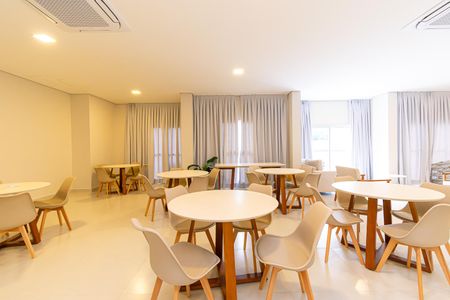 Apartamento para alugar com 48m², 2 quartos e 1 vagaÁrea comum