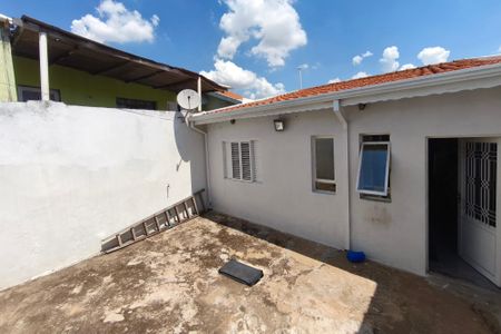 Casa à venda com 200m², 2 quartos e 4 vagasQuintal
