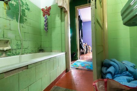 Apartamento à venda com 75m², 2 quartos e sem vagaBanheiro