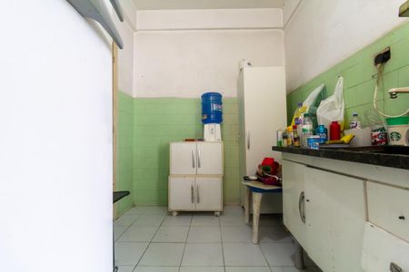 Apartamento à venda com 75m², 2 quartos e sem vagaCozinha e Área de Serviço