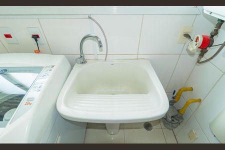 Apartamento para alugar com 126m², 4 quartos e 2 vagasDetalhe - Área de Serviço